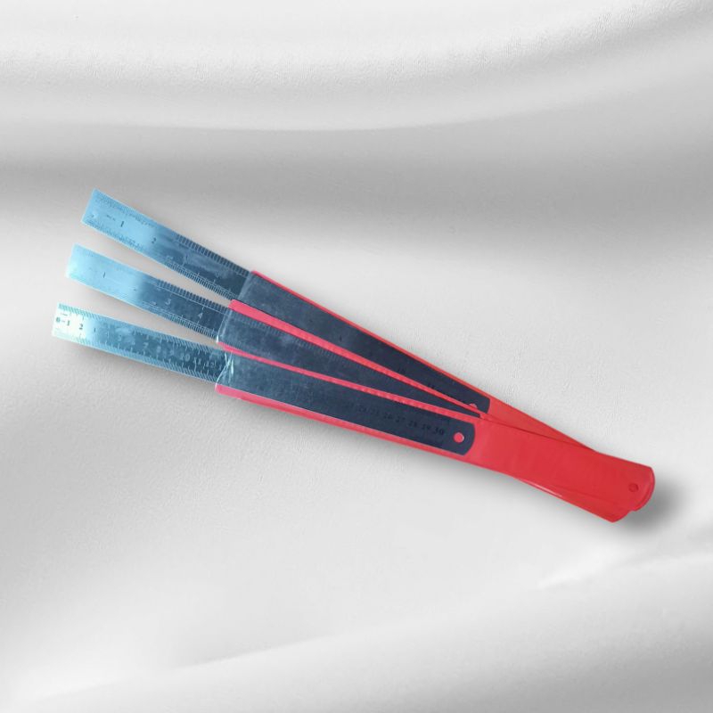 

Penggaris / Mistar besi 30 cm