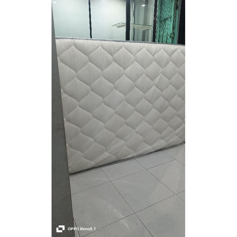 spring bed mollby in the box