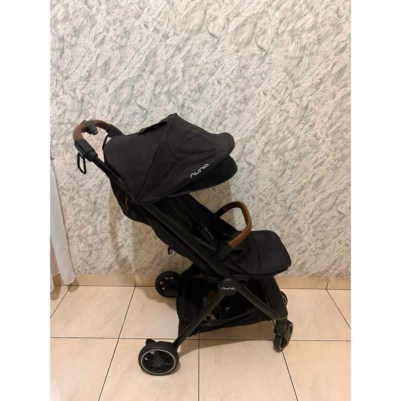 Stroller Nuna Trvl Preloved Travel Cabin Size Autofold