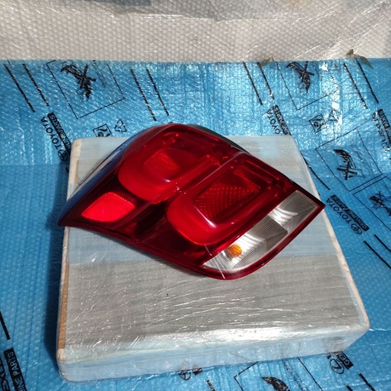 Stoplamp Lampu Belakang Chevrolet Trax LED Original