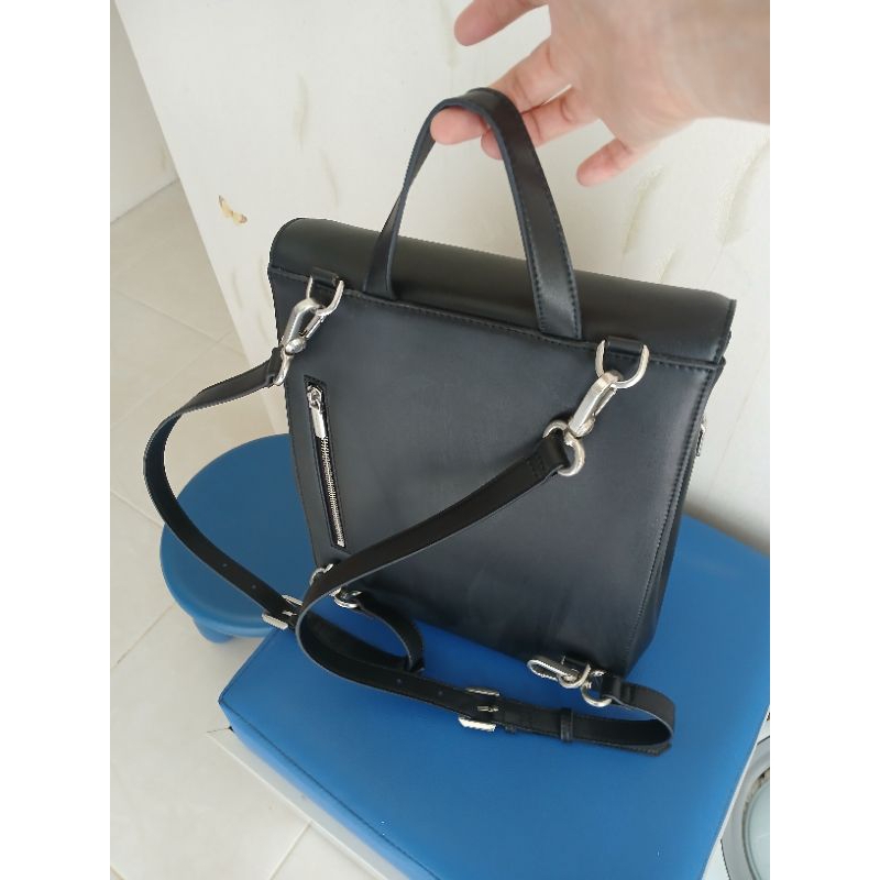 charles n Keith bagpack