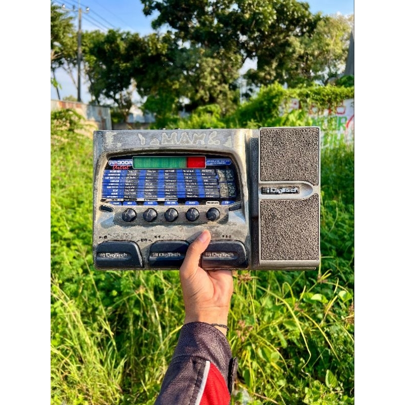 

EFEK GITAR DIGITECH RP300R Made in USA