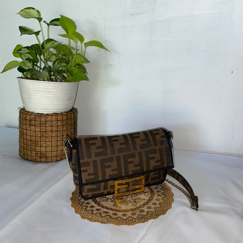 [Preloved] Tas Fendi second original