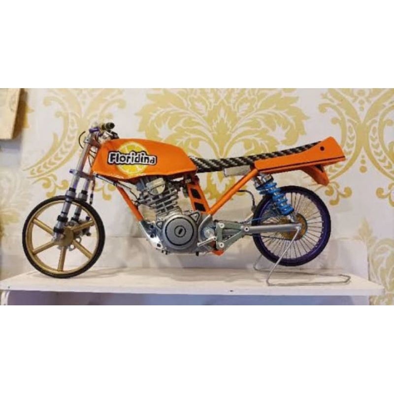 miniatur motor diecast gl pro orange floridina