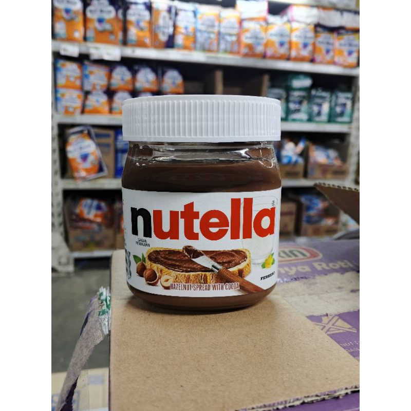 

Nutella Hazelnut Spread With COCOA Botol 200 gr