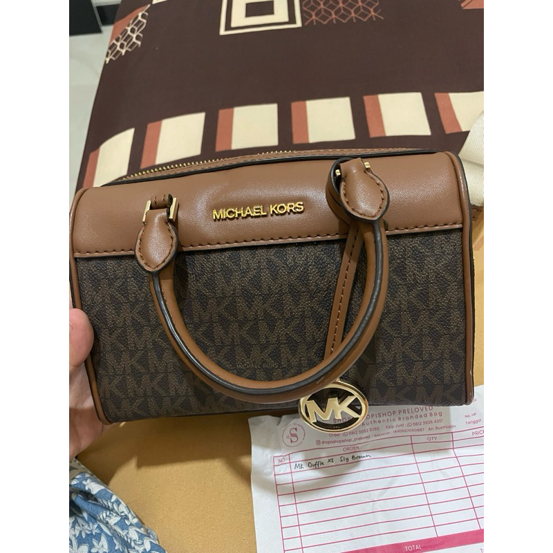 preloved Mk duffle xs ori