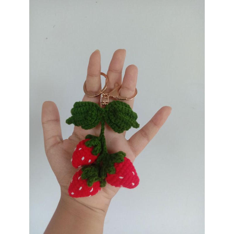 Gantungan Tas / Kunci Rajut Strawberry | Amigurumi Strawberry | Ganci Rajut | Souvenir Rajut Strawbe