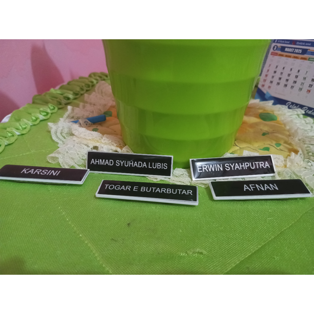 

NAMETAG BED NAMA MAGNET & PENITI