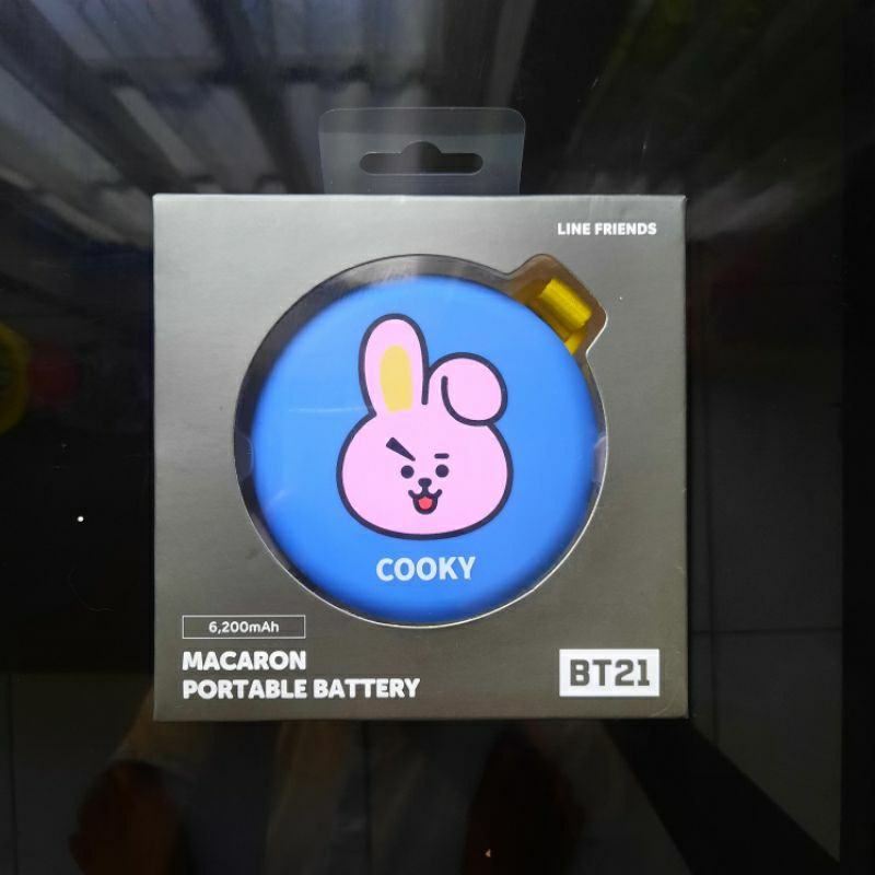[SALE] BT21 MACARON PORTABLE BATTERY