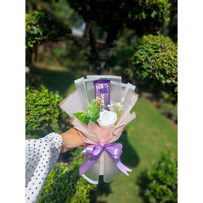 

Buket Coklat Dairy Milk