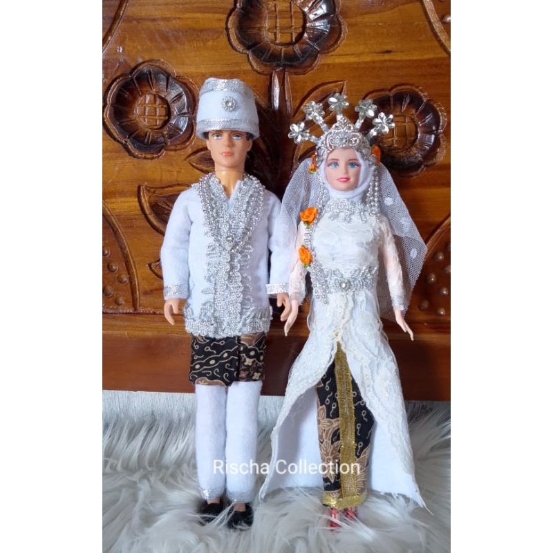 Boneka berbie pengantin jawa muslim baju gaun putih