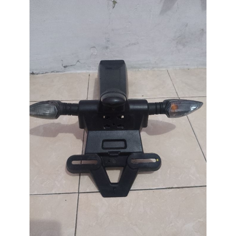 Spakbor belakang R15 V3 Asli Original Yamaha Bekas BK6-F1617-00