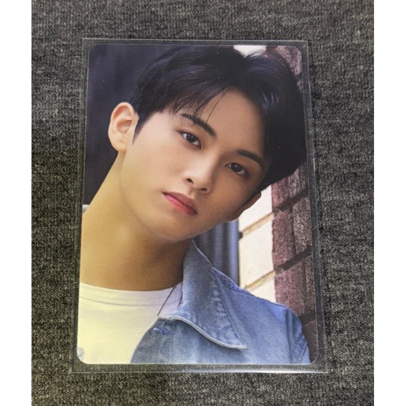 photocard mark dilan