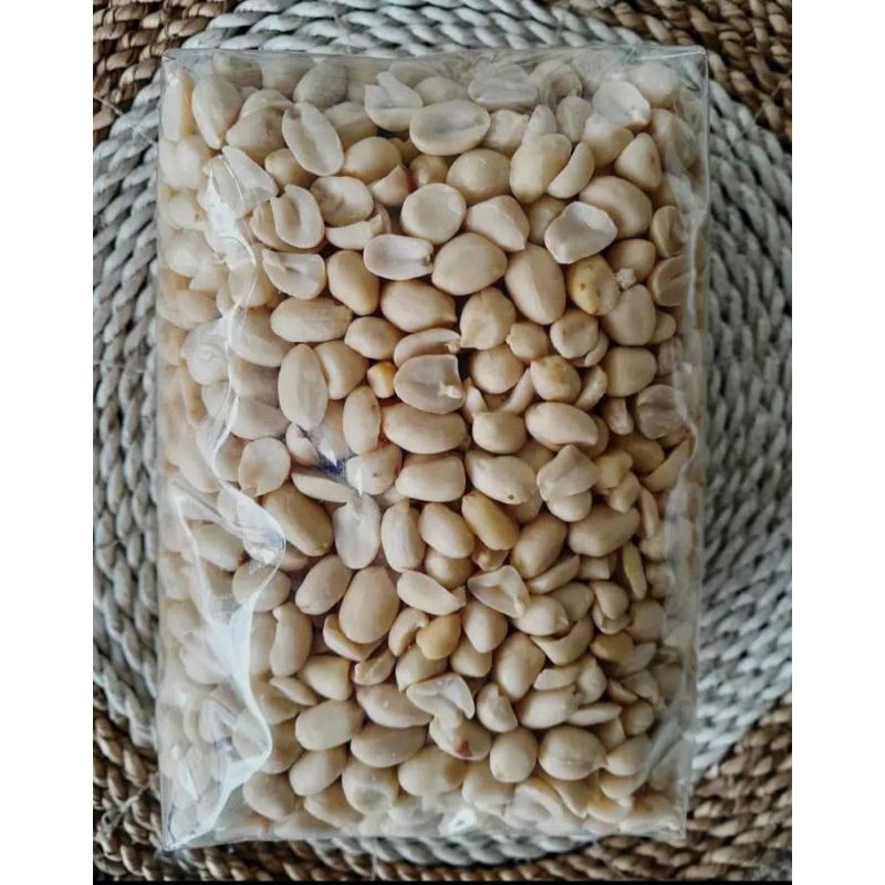 

KACANG KUPAS MENTAH 1KG