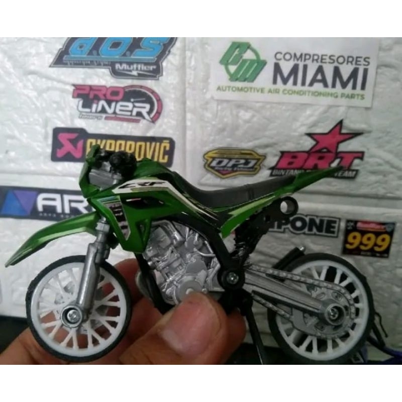 diecast miniatur motor surex Honda crf 150cc