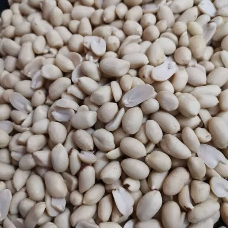 

kacang kupas 1kg