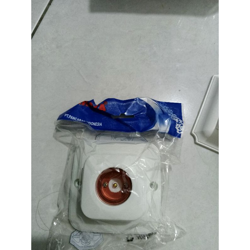 Cahaya Fitting Plafon Segi 4 SC-425