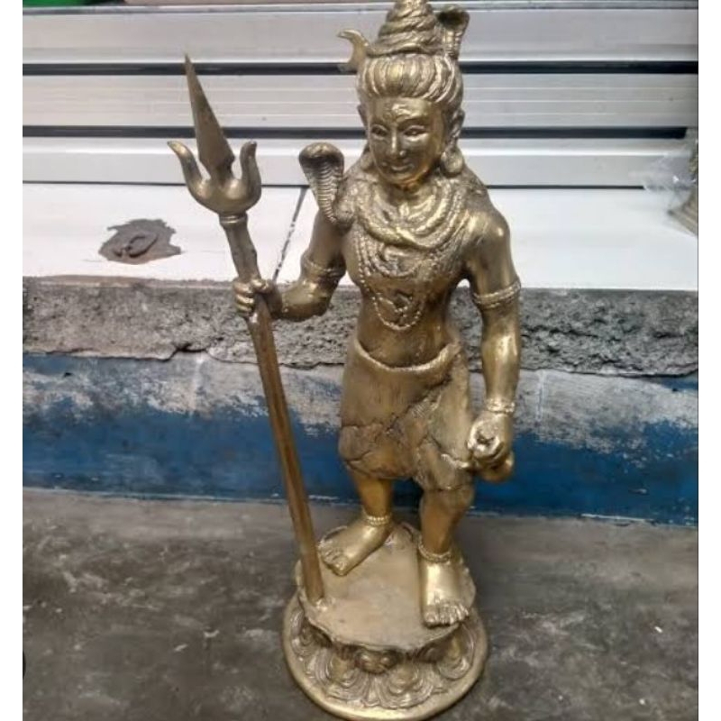 Patung Dewa Siwa Kuningan