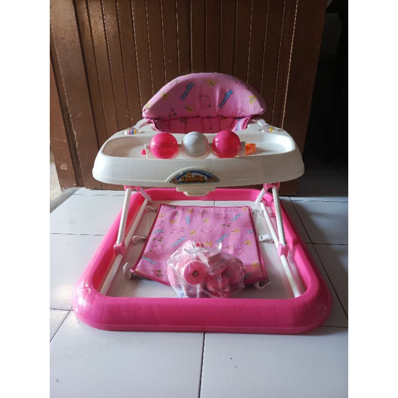 baby Walker family bekas second preloved