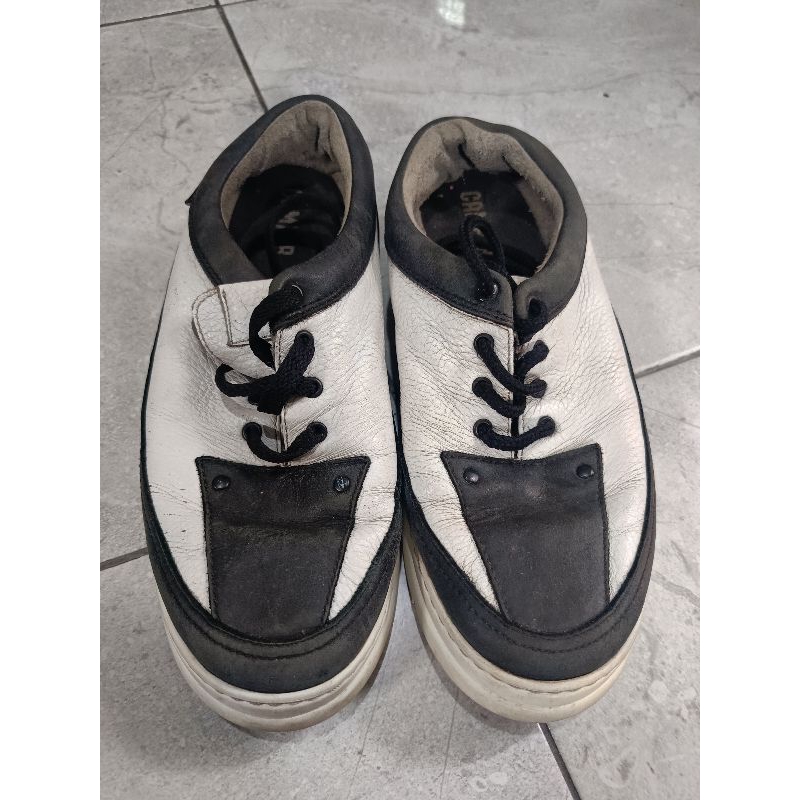 Sepatu Sneaker Camper Size 38