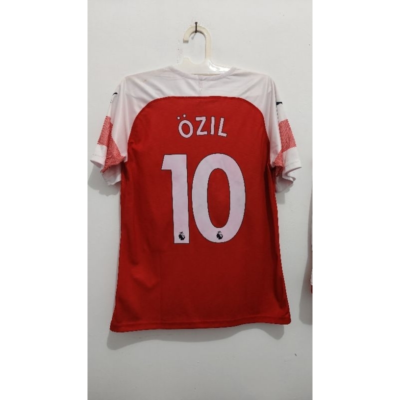 jersey retro arsenal Ozil size m