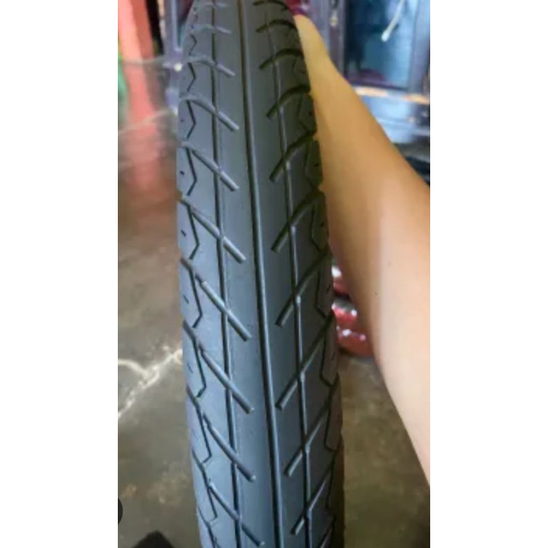 BAN MOTOR DEPAN SEKEN FEDERAL UKURAN 80/90-17 TUBELESS