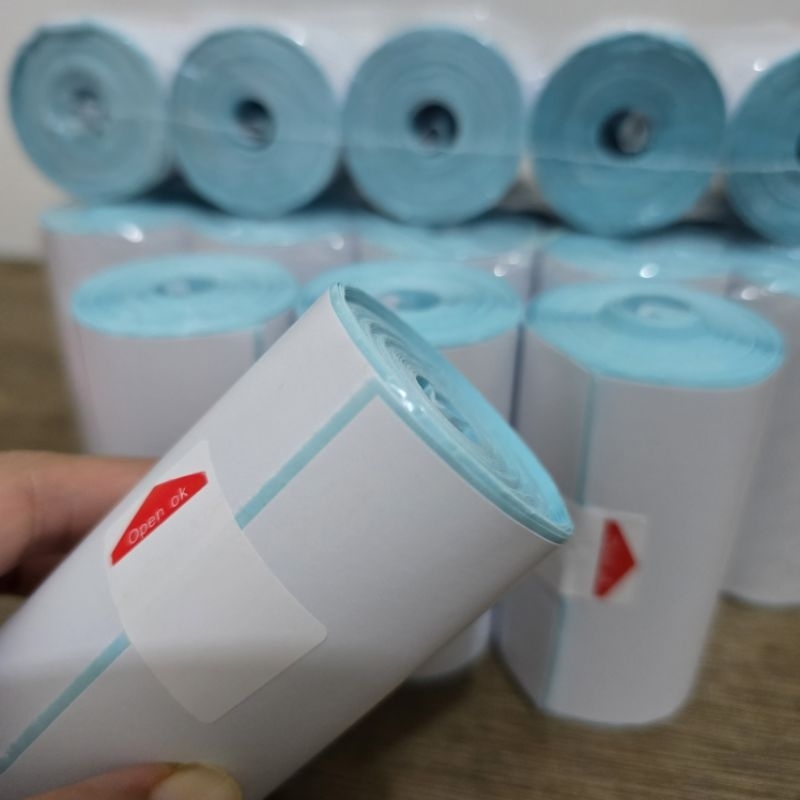 

Sticker Termal label 80mm, actual ukuran 78 mm x 10 meter , ada gap di ujung Sticker Termal Kertas Termal
