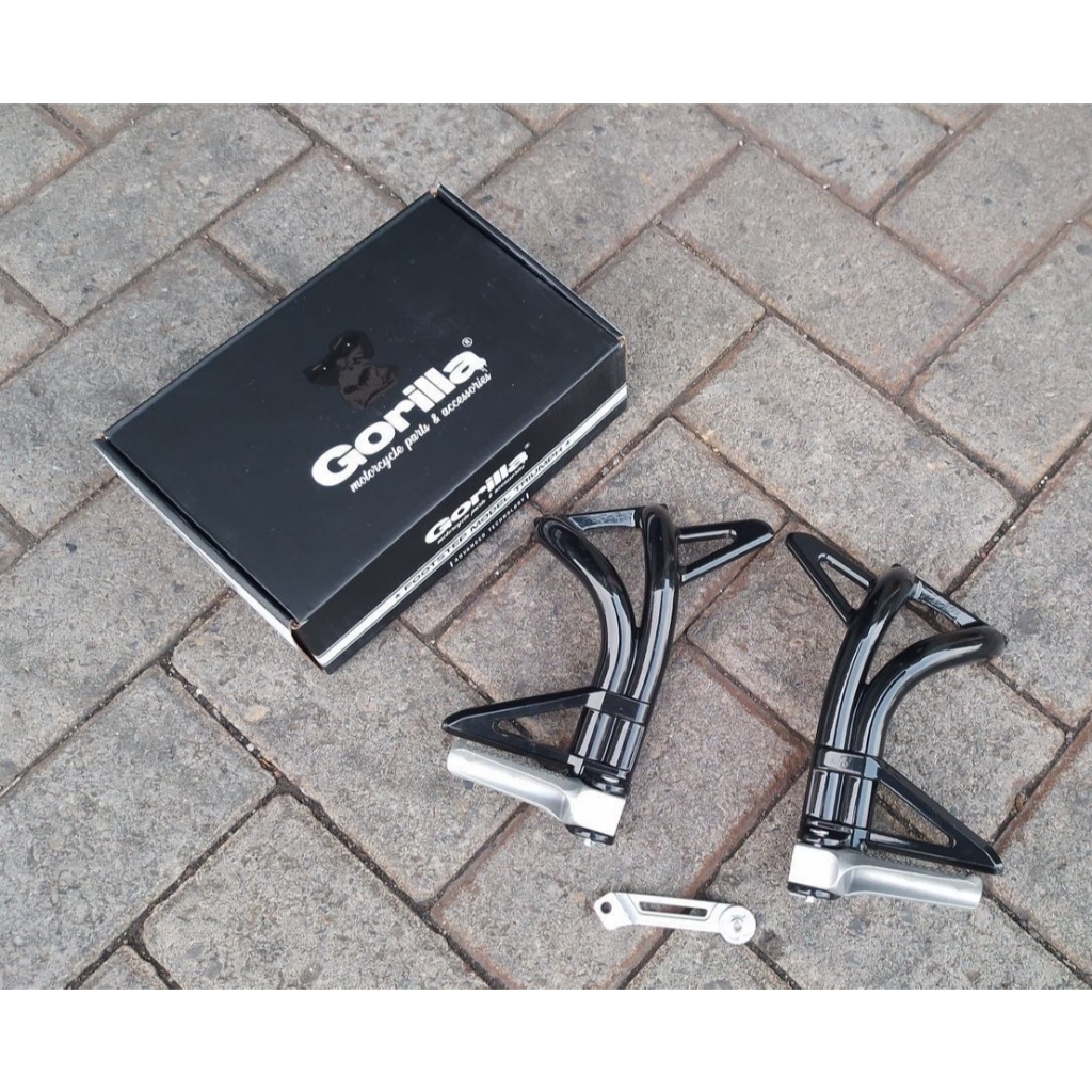 POSTEP BELAKANG MODEL TRIUMPH IMPORT GORILLA SET DUDUKAN KNALPOT FOOTSTEP TRIUMPH