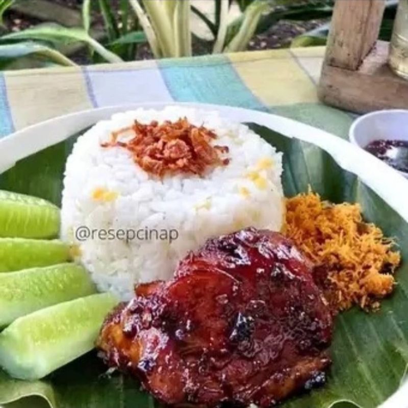 

Nasi Box Ayam Bakar Sambal Terasi / Rice Box Syukuran Catering Harian