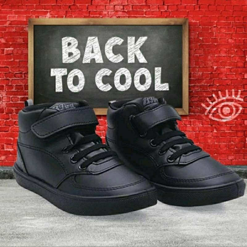 Bata Sepatu Sekolah Anak Full Black B-First 301-6692
