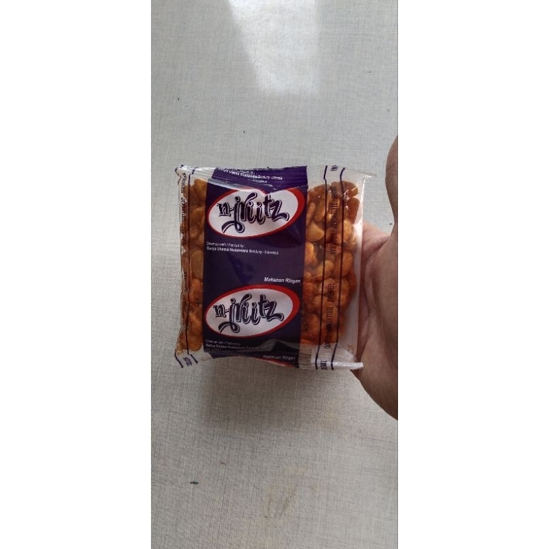 

kacang pedas manis