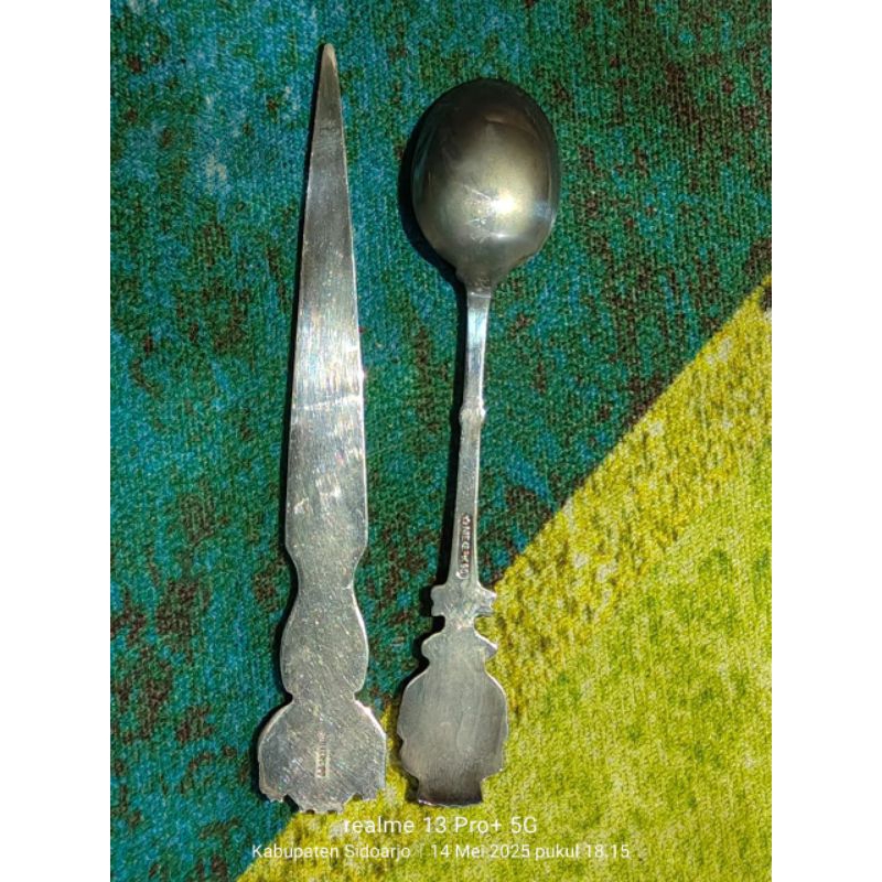 Set Sendok Souvenir