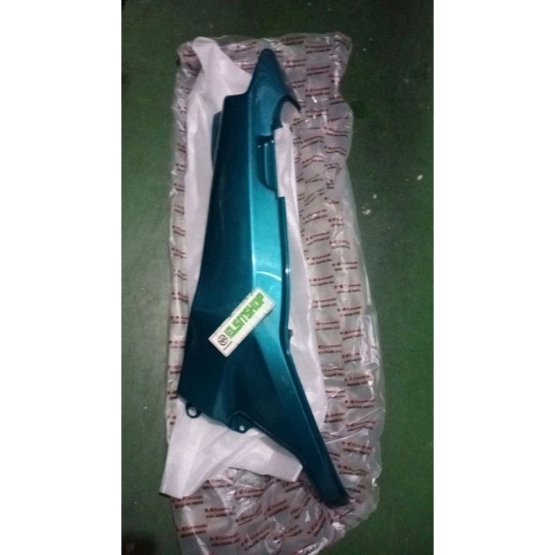 COVER BODY BLAKANG KAZE R KAZE NEW KANAN