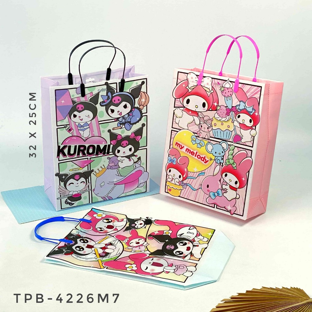

Paper Bag Goodie Bag Sanrio Ulang Tahun Anak Kuromi My melody Cinnamonroll Tas Bingkisan Hampers