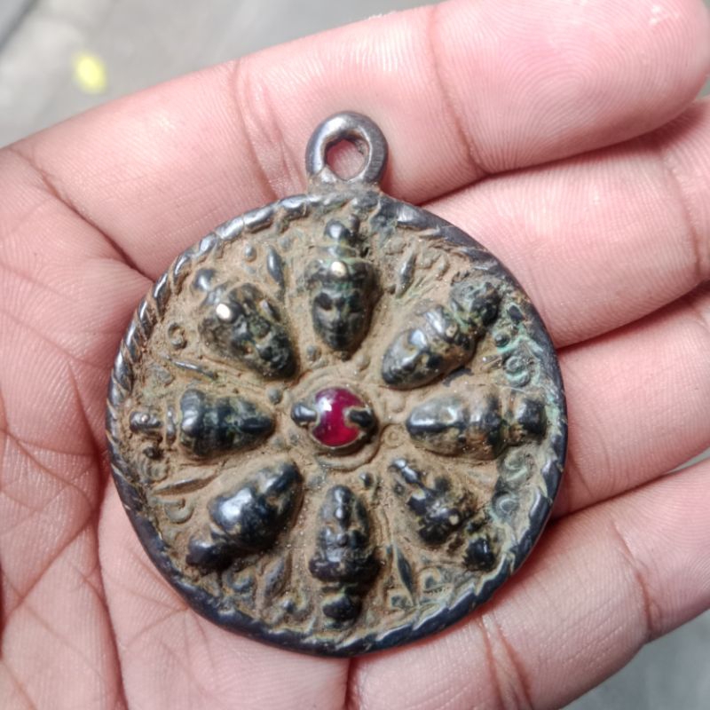 Liontin kalung Hias Batu Merah siem warna hitam Asli
