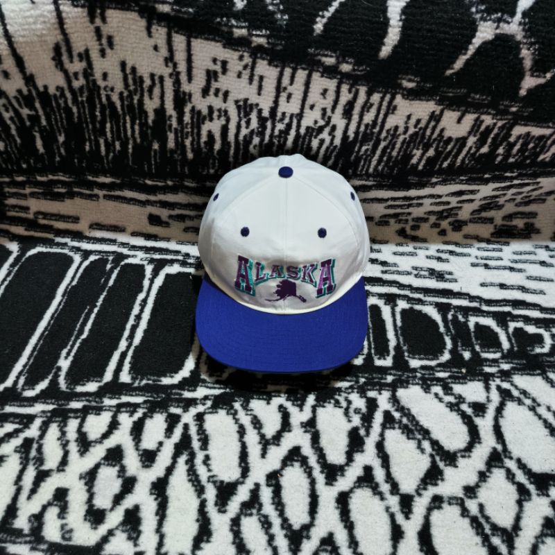 Topi vintage alaska twotone logo