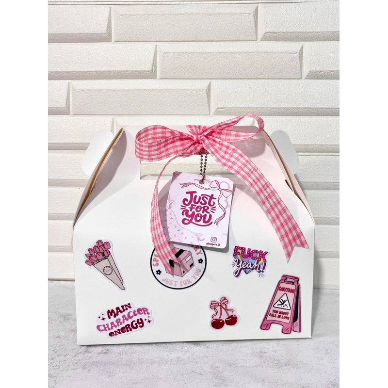 

goodie bag untuk kado/hadiah/birthday/hampers ultah/wisuda