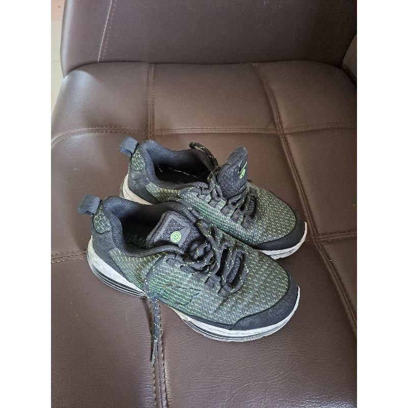 preloved sepatu skecher