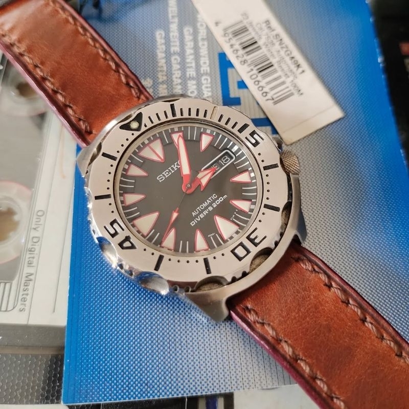 Seiko Monster Dracula Gen 2 Red Fang  4R36 - 01J0. SRP-313 Original Rare