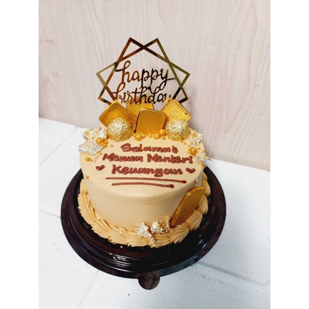 

kue ulang tahun blackforest tema gold instan bandung bisa dadakan