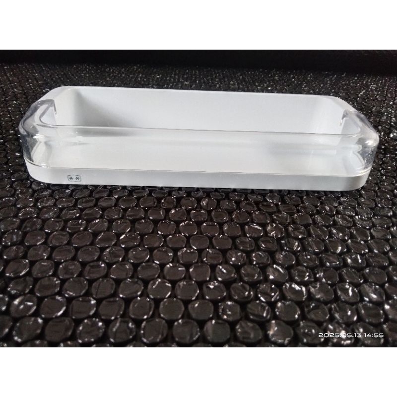 RAK KULKAS SAMSUNG SIDE BY SIDE 2 PINTU RAK BOTOL BAGIAN KE 1