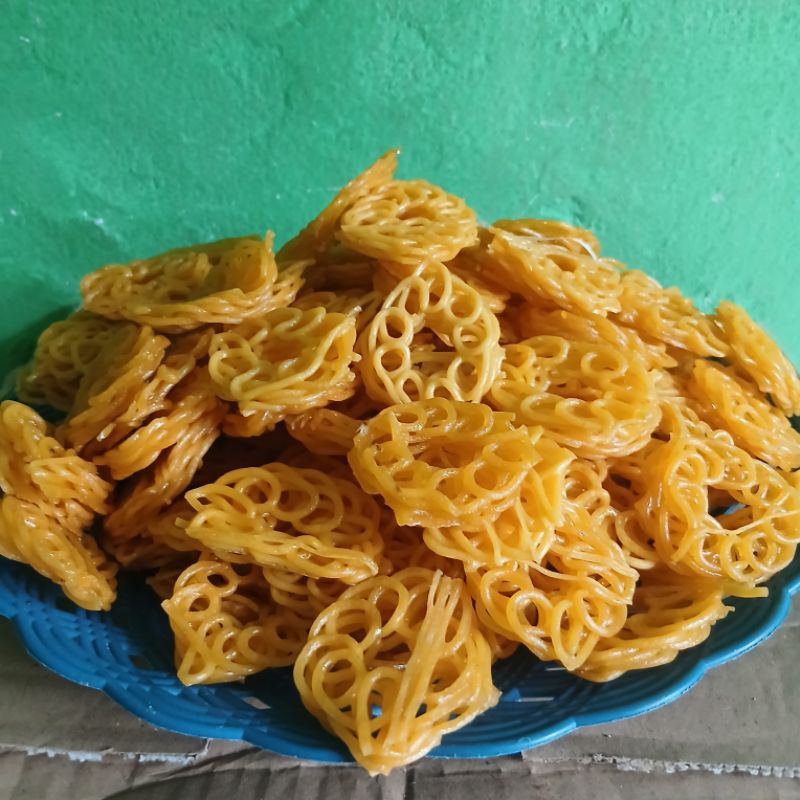 

Kerupuk mawar mentah 1kg
