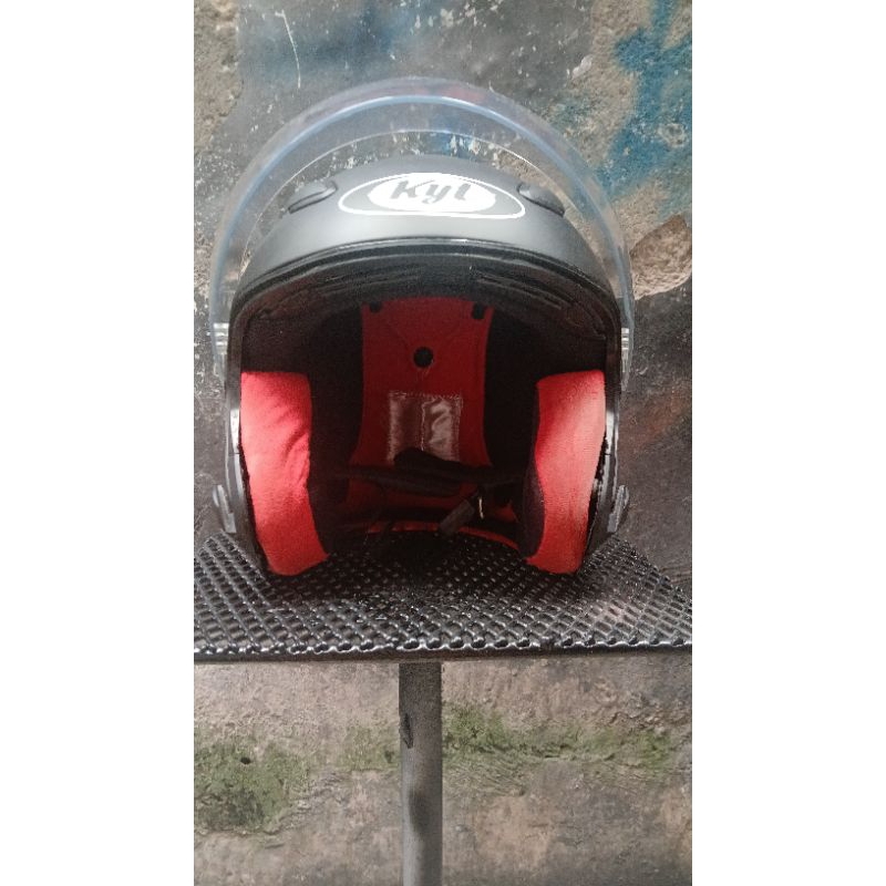 Helm Bekas/Second Original Kyt Dj Maru hitam doff size M