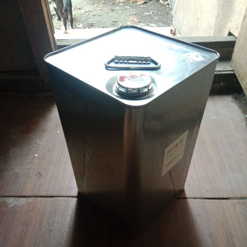 

kaleng black 10kg bekas bersih