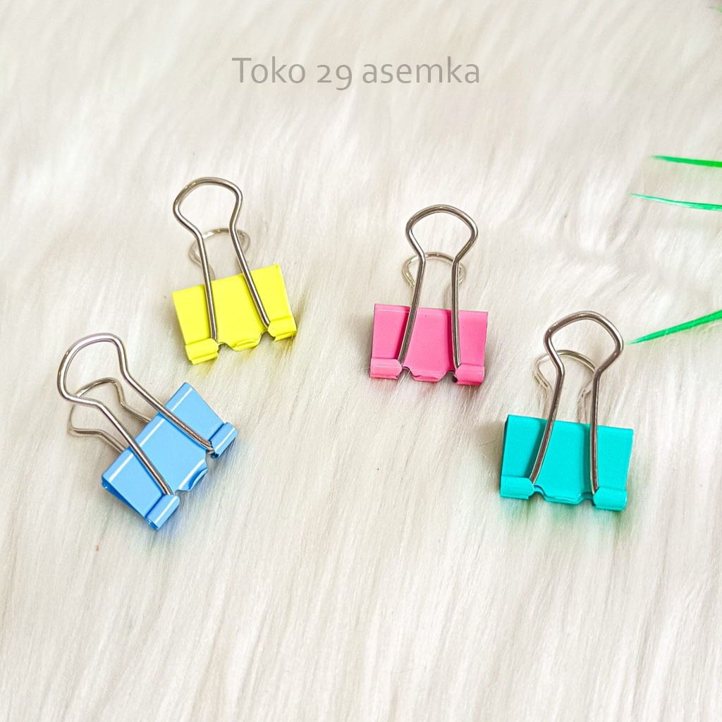 

JEPITAN BINDER PASTEL DELI CLIP KERTAS PENJEPIT SUDUT KERTAS COD TERMURAH ALAT TULIS KANTOR SEKOLAH