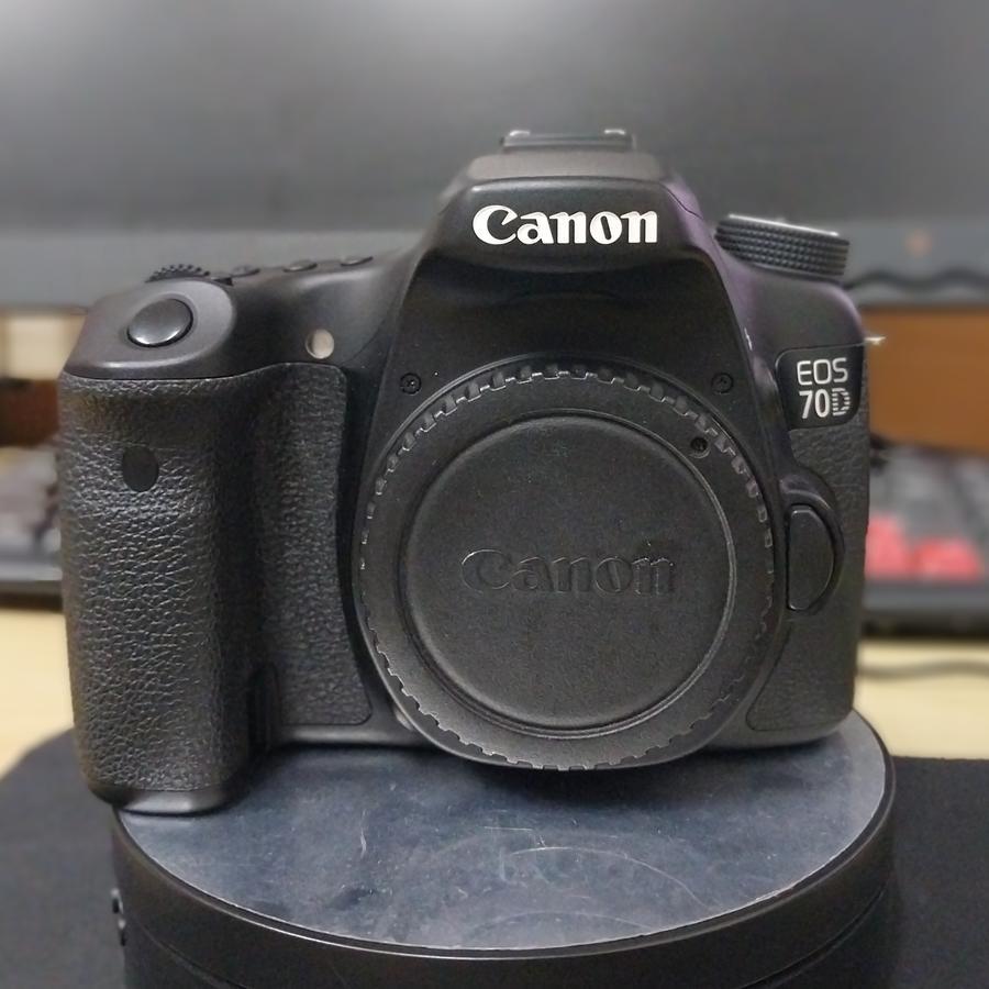 Kamera Camera DSLR Canon Eos 70D Body only