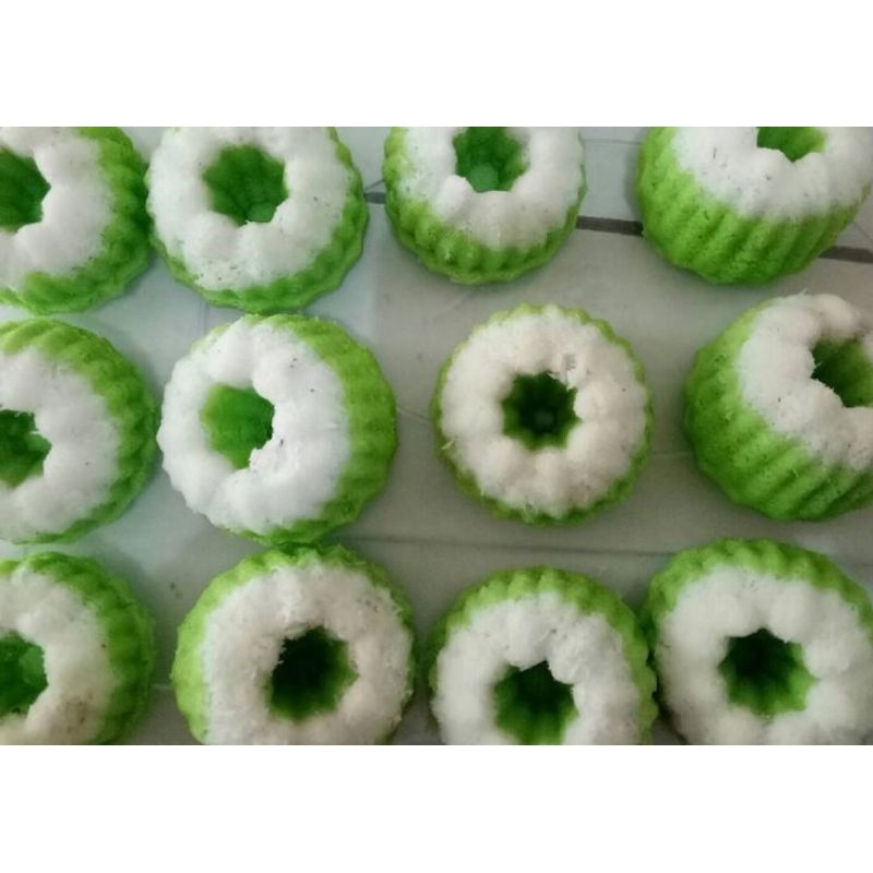 

Putu Ayu