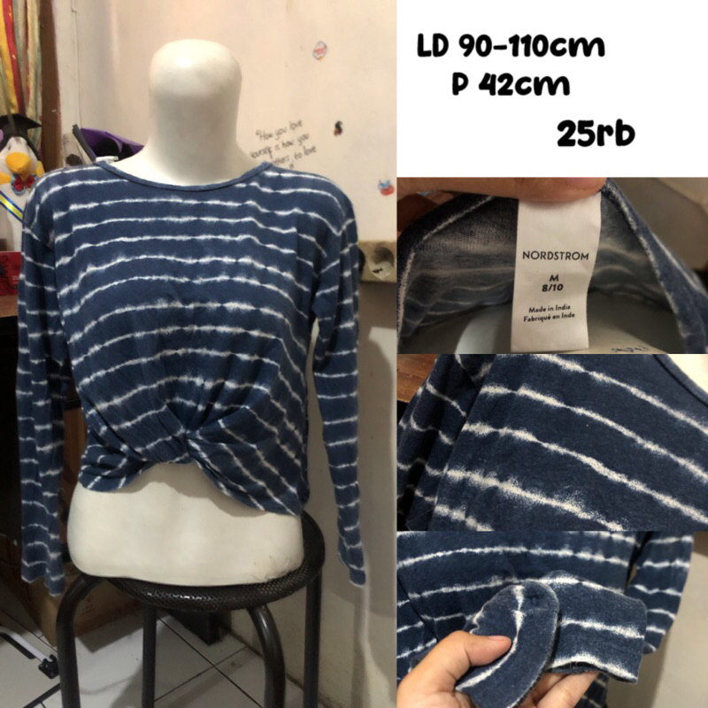 Kaos Crop tee lengan panjang salur