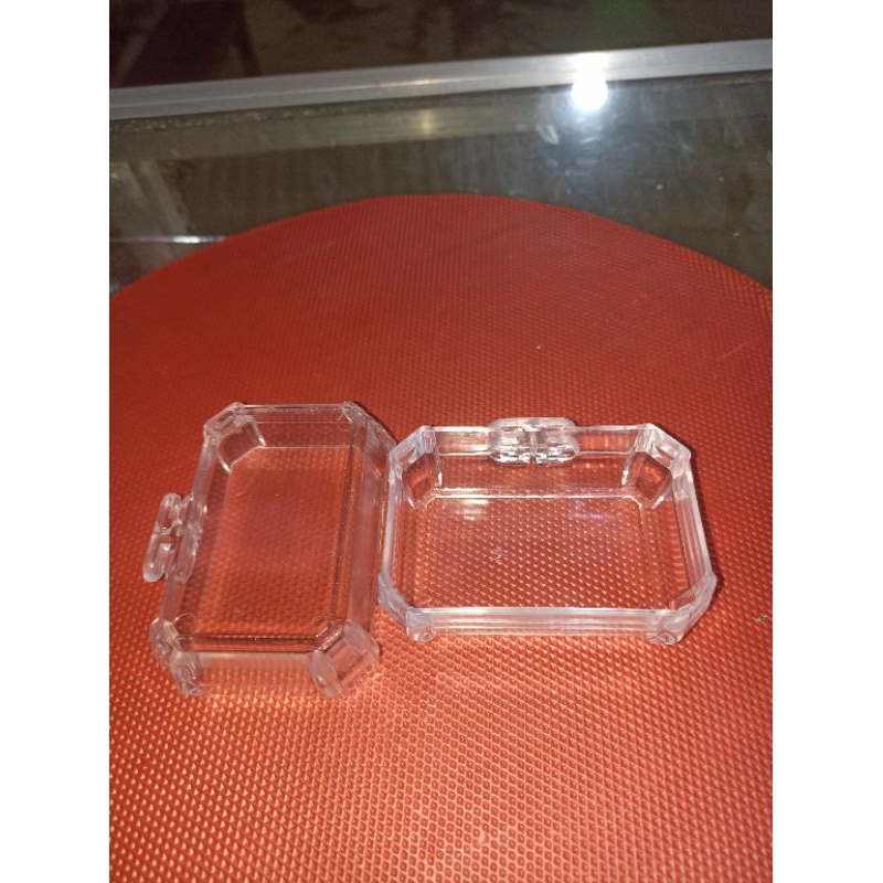 CEPUK MANDI BURUNG KOTAK. MIKA PLASTIK BENING TEBAL