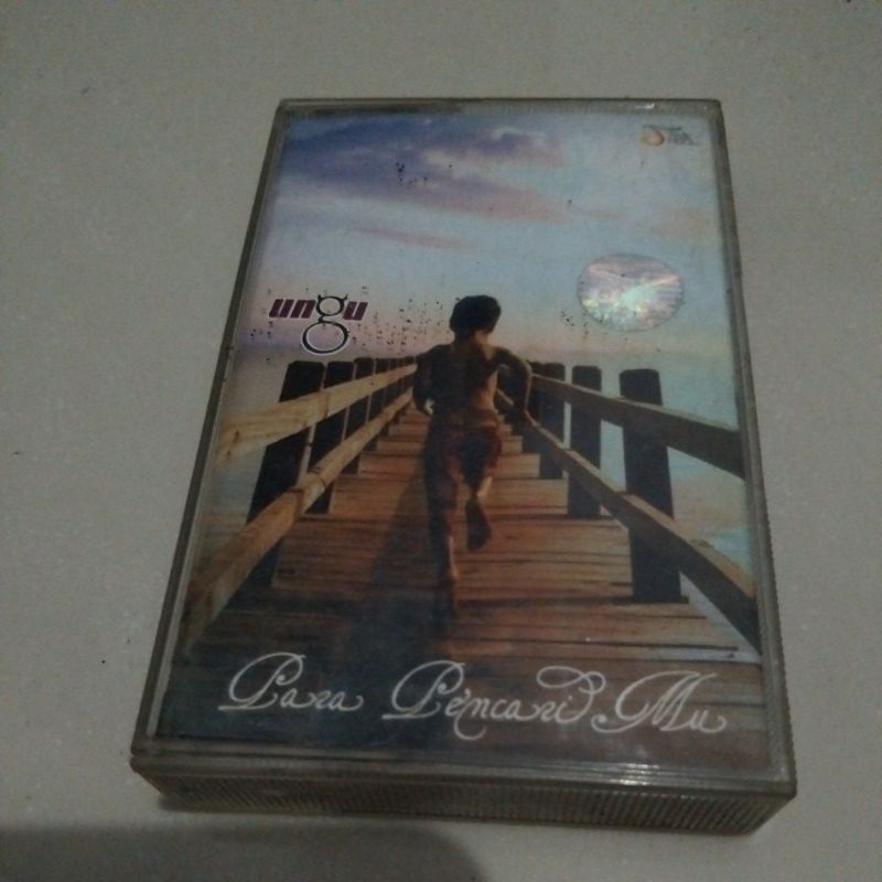 Kaset Tape Ungu - Para Pencari Mu
